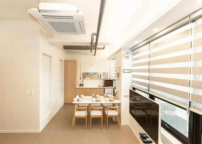 Thezip Seoul, Hongdae, Sinchon 旅馆
