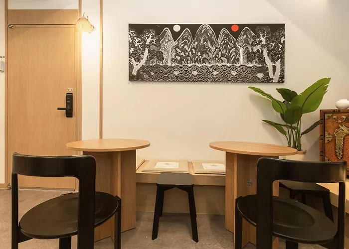 Thezip Seoul, Hongdae, Sinchon 首爾