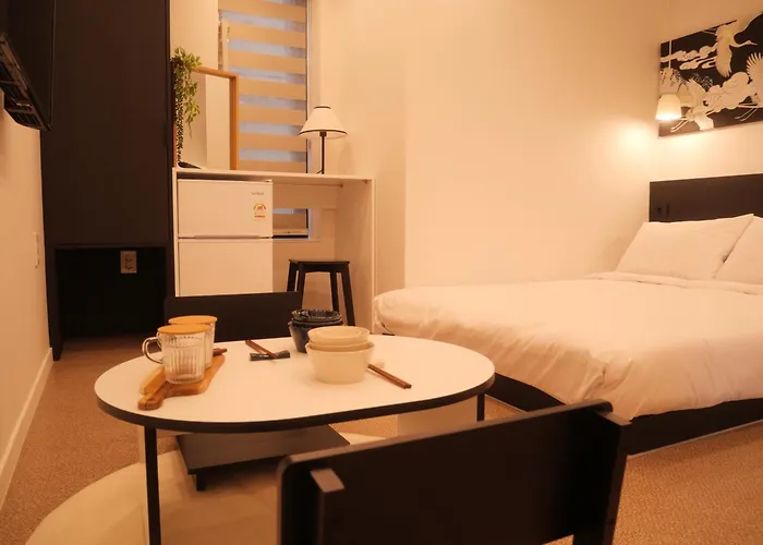 旅馆 Thezip Seoul, Hongdae, Sinchon *