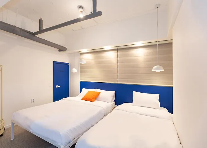 Thezip Seoul, Hongdae, Sinchon *