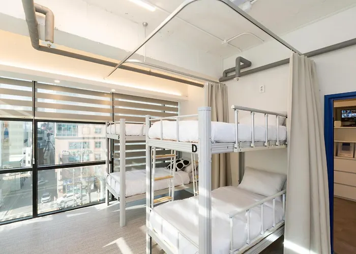 Thezip Seoul, Hongdae, Sinchon 旅馆