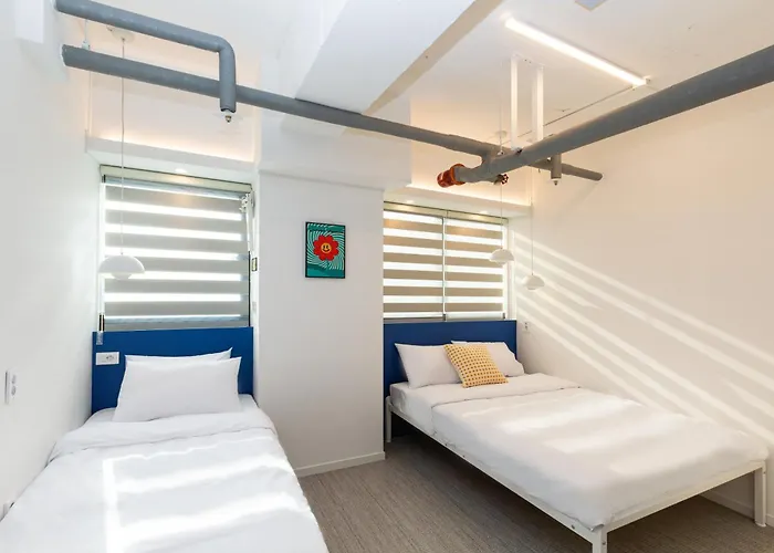 Thezip Seoul, Hongdae, Sinchon 旅馆